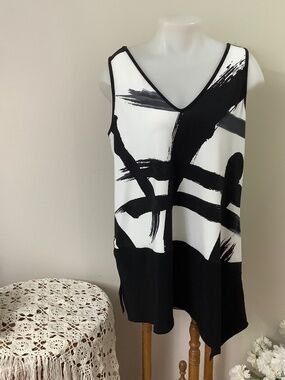 Simpli Casey asymmetrical top Sz 12 Large 38-40 bust